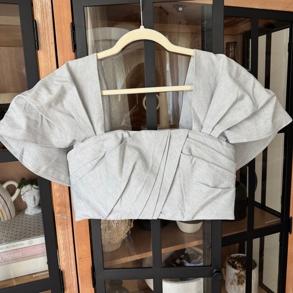 Acler Parkway top blouse linen off shoulder pleated grey cropped square neck - Picture 2 of 8